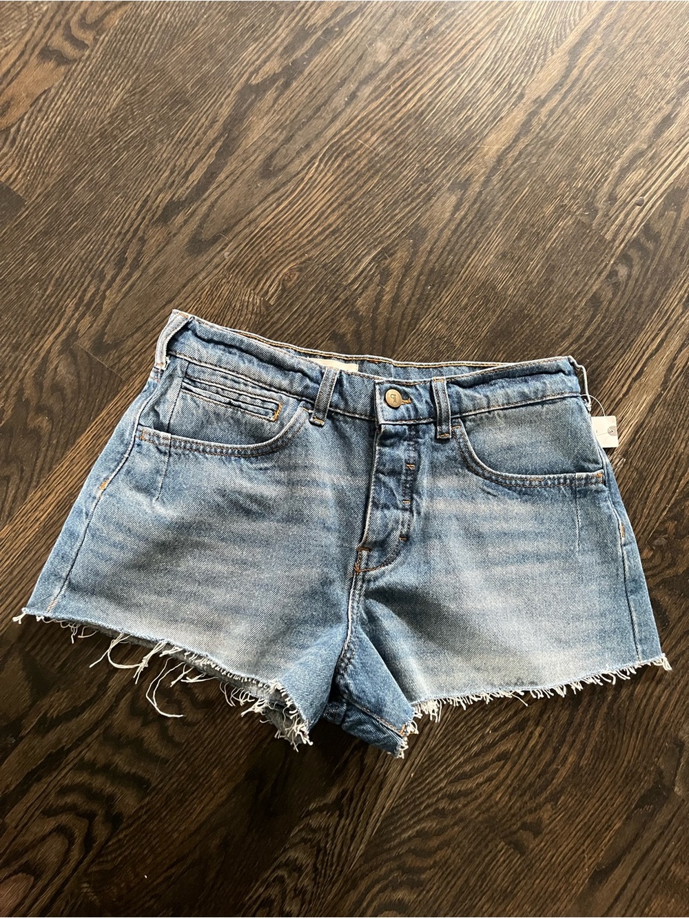NWT Anthropologie Pilcro Light Blue Cutoff High Rise Denim Shorts Size 28 - Picture 3 of 12